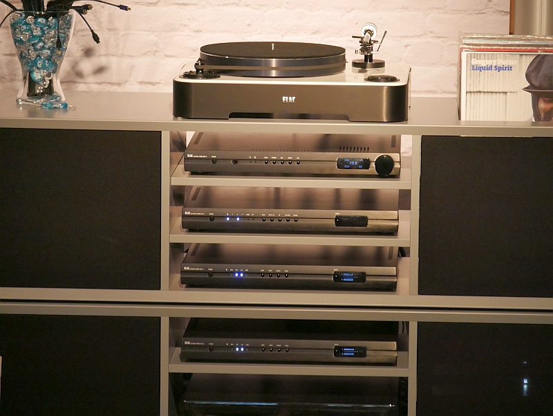 ELAC Alchemy komplett im Einsatz