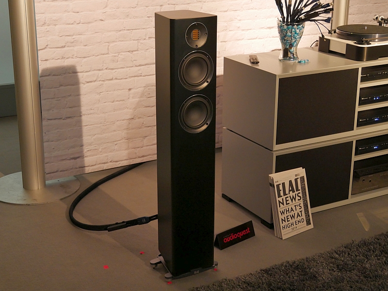 ELAC Carina FS 247.4 von vorne ELAC Carina FS 247.4 von vorne