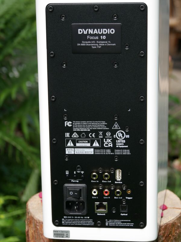Dynaudio Focus 10 von hinten