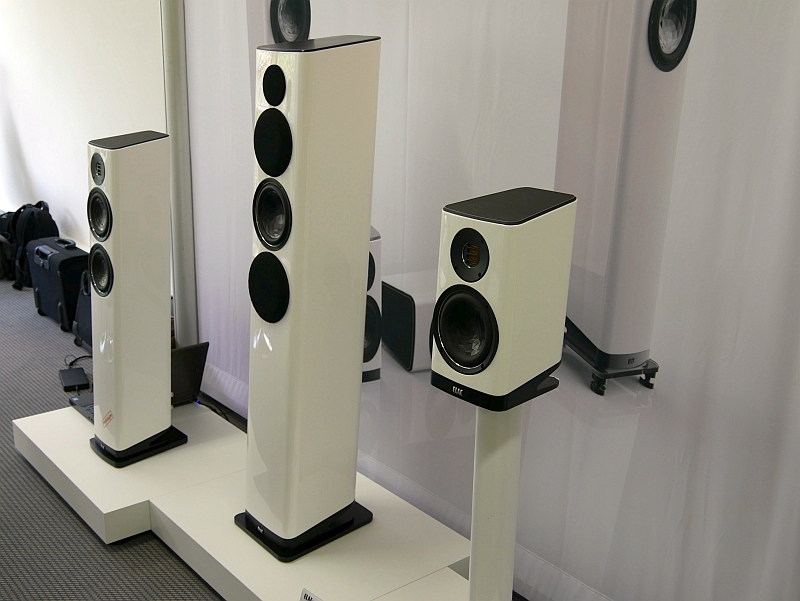 elac_vela_serie_ohne_center